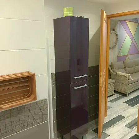 Fleurs De Printemps - Jonquille Chic לינה וארוחת בוקר Vrécourt