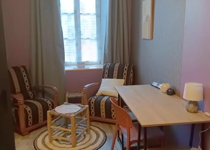 Fleurs De Printemps - Jonquille Chic 住宿加早餐酒店 *