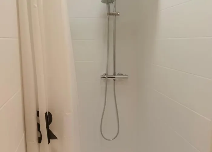 Fleurs De Printemps - Jonquille Chic 住宿加早餐酒店 Vrécourt